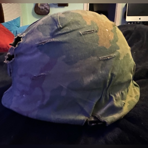 US Army / Marines Vietnam - Grenada Era Steel Pot Helmet - Picture 3 of 5